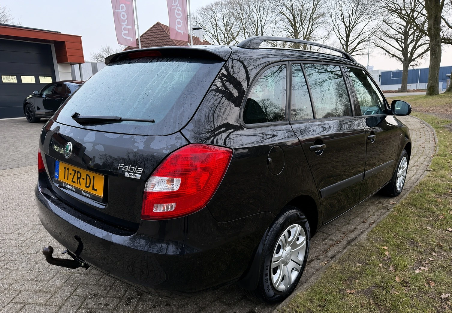 Skoda Fabia 1.6 16v, снимка 5 - Автомобили и джипове - 55347450