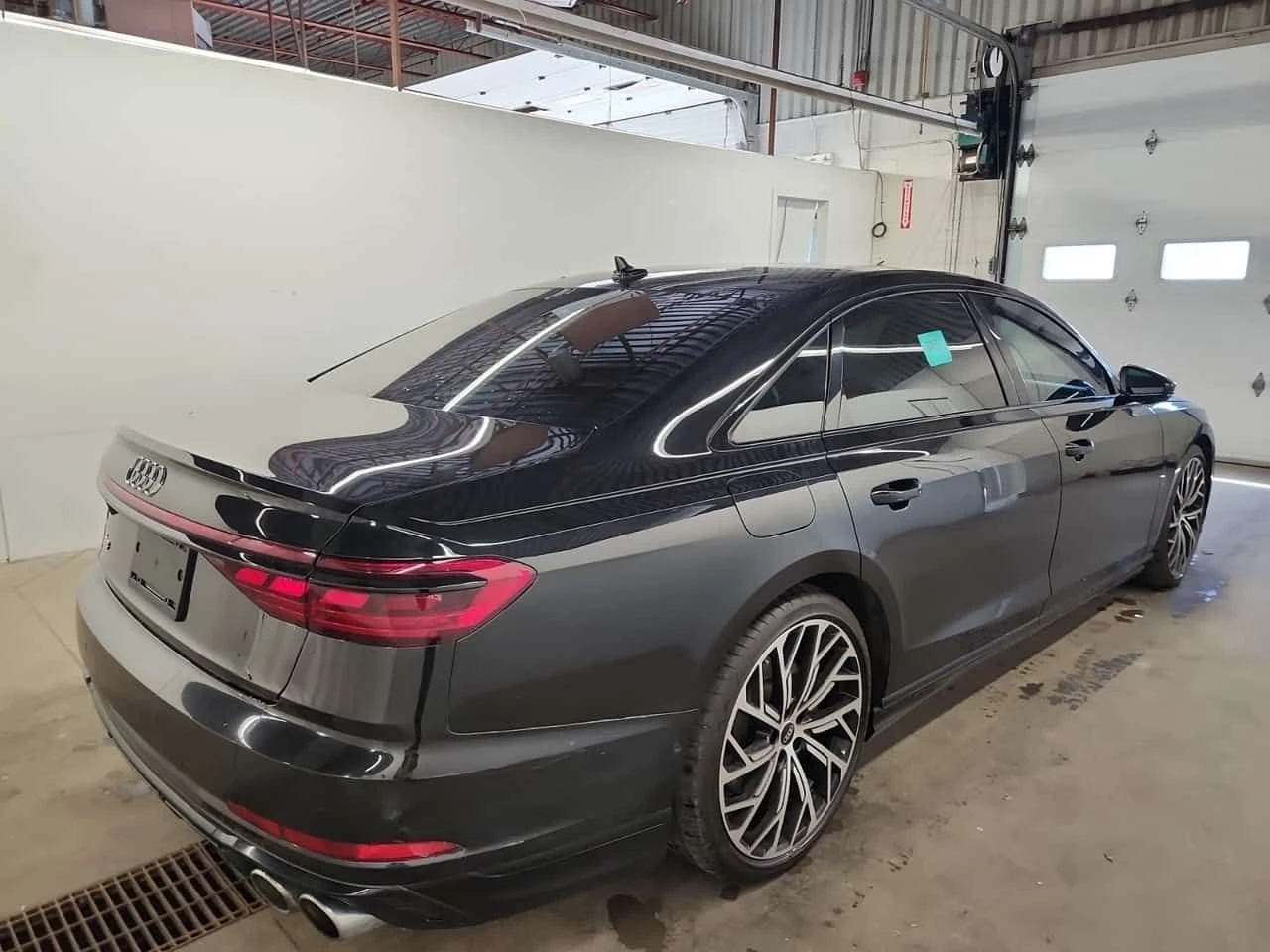 Audi S8 * 4.0 TFSI QUATTRO * CARFAX * ЦЕНА ДО БГ, снимка 3 - Автомобили и джипове - 55491935