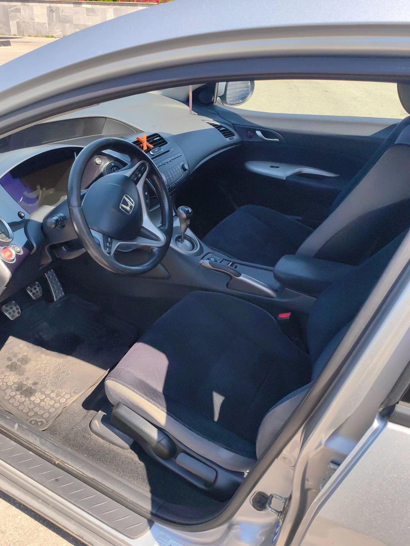 Honda Civic 2.2 i-CTDi, снимка 10 - Автомобили и джипове - 55566054