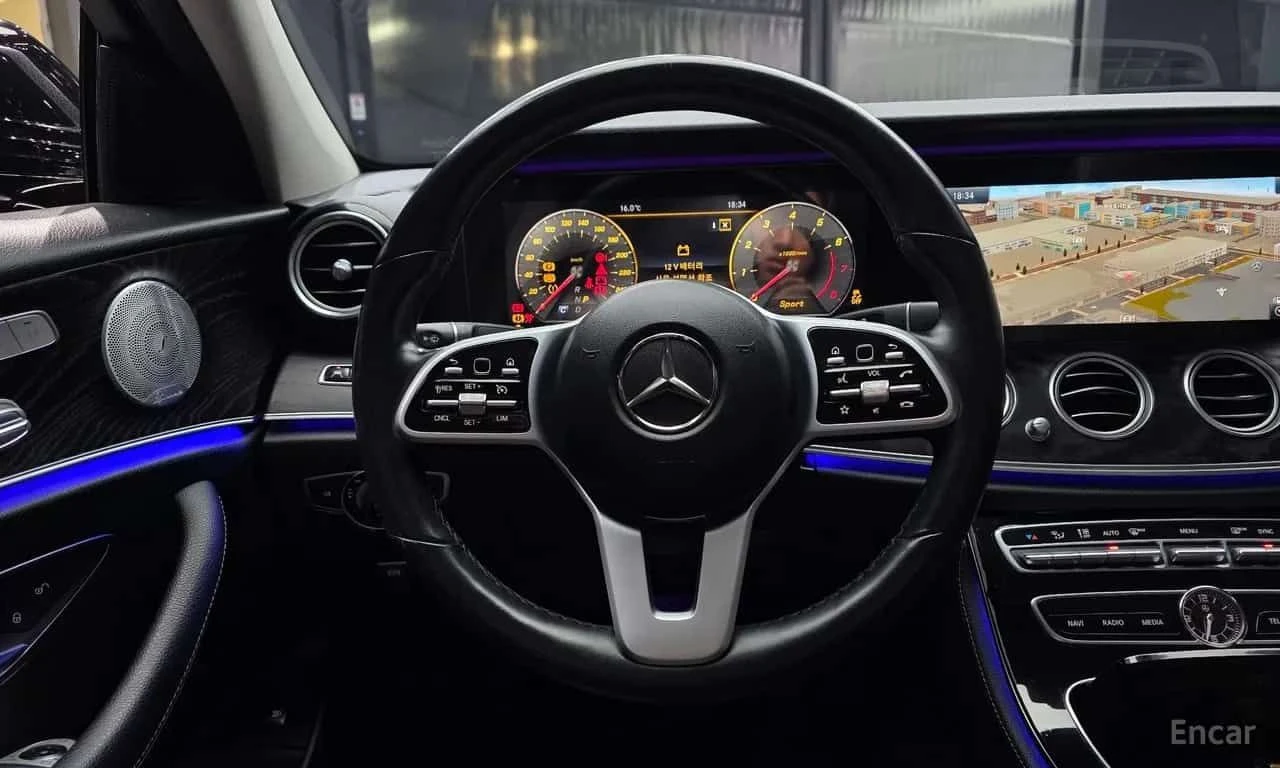 Mercedes-Benz E 300 * E300 4MATIC Avnatgarde * ЦЕНА ДО БГ, снимка 13 - Автомобили и джипове - 55627690