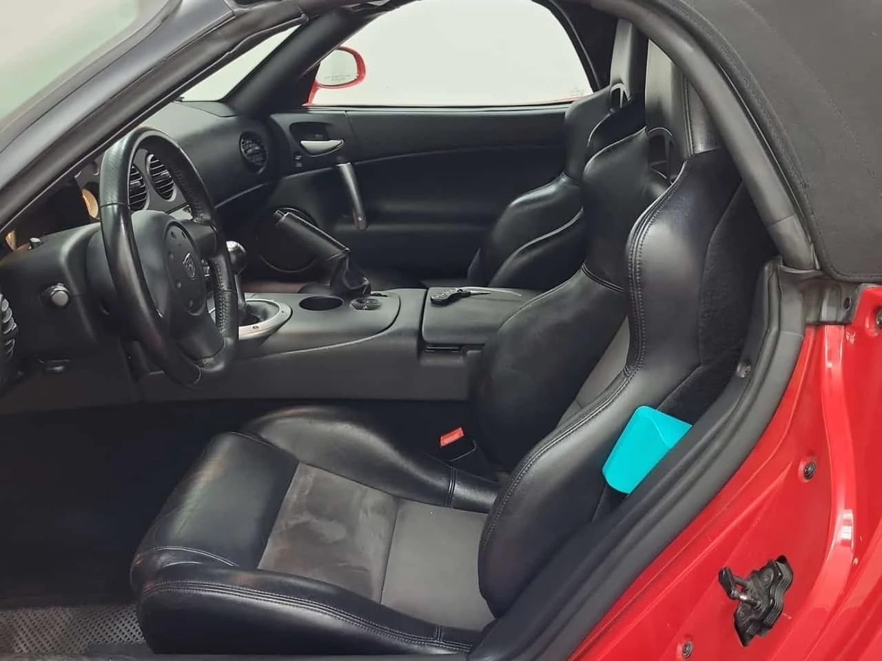 Dodge Viper * SRT10* CARFAX* АВТОКРЕДИТ БЕЗ ПЪРВОНАЧАЛНА ВНОСК, снимка 5 - Автомобили и джипове - 55747424