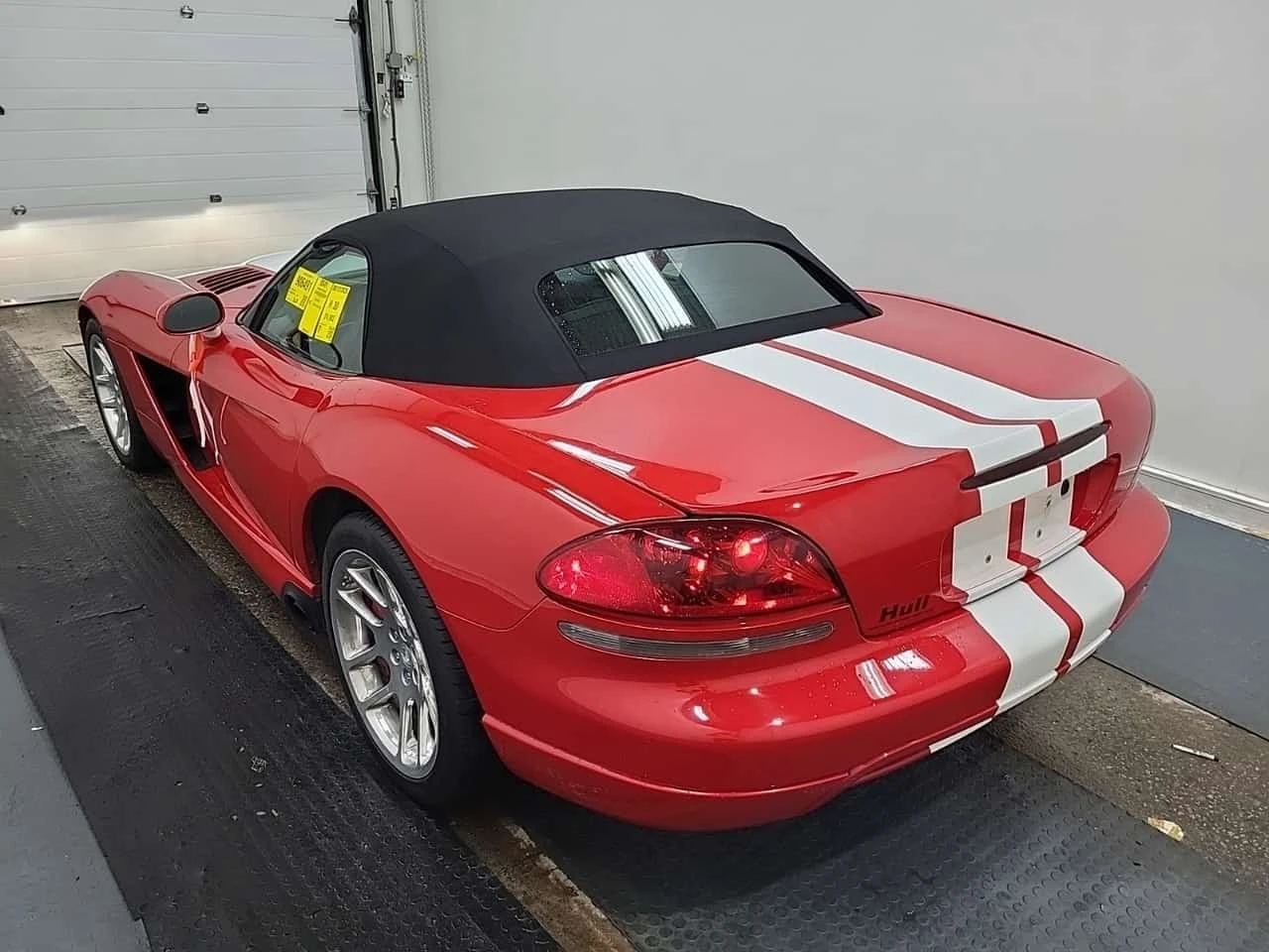 Dodge Viper * SRT10* CARFAX* АВТОКРЕДИТ БЕЗ ПЪРВОНАЧАЛНА ВНОСК, снимка 2 - Автомобили и джипове - 55747424