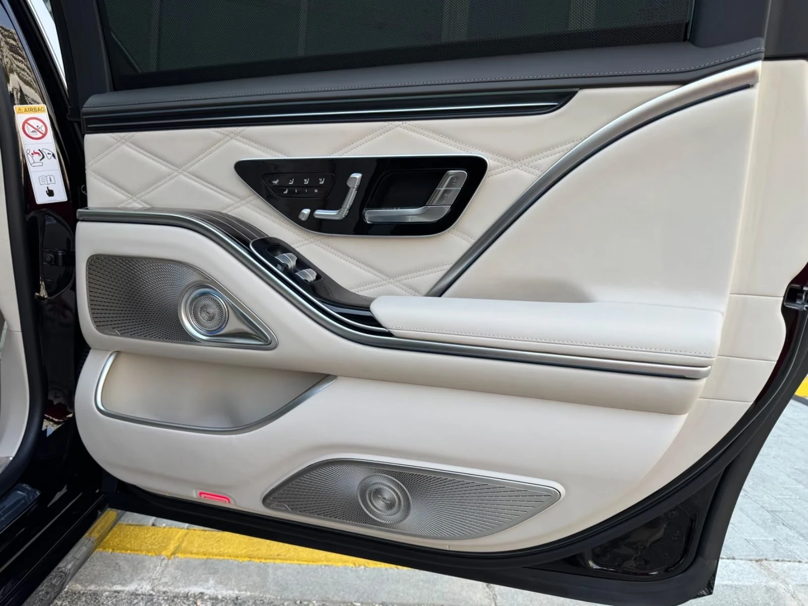 Mercedes-Benz S 580 MAYBACH / BURM-4D / FIRST CLASS/ MANUFAKTUR / HUD/, снимка 13 - Автомобили и джипове - 55790598