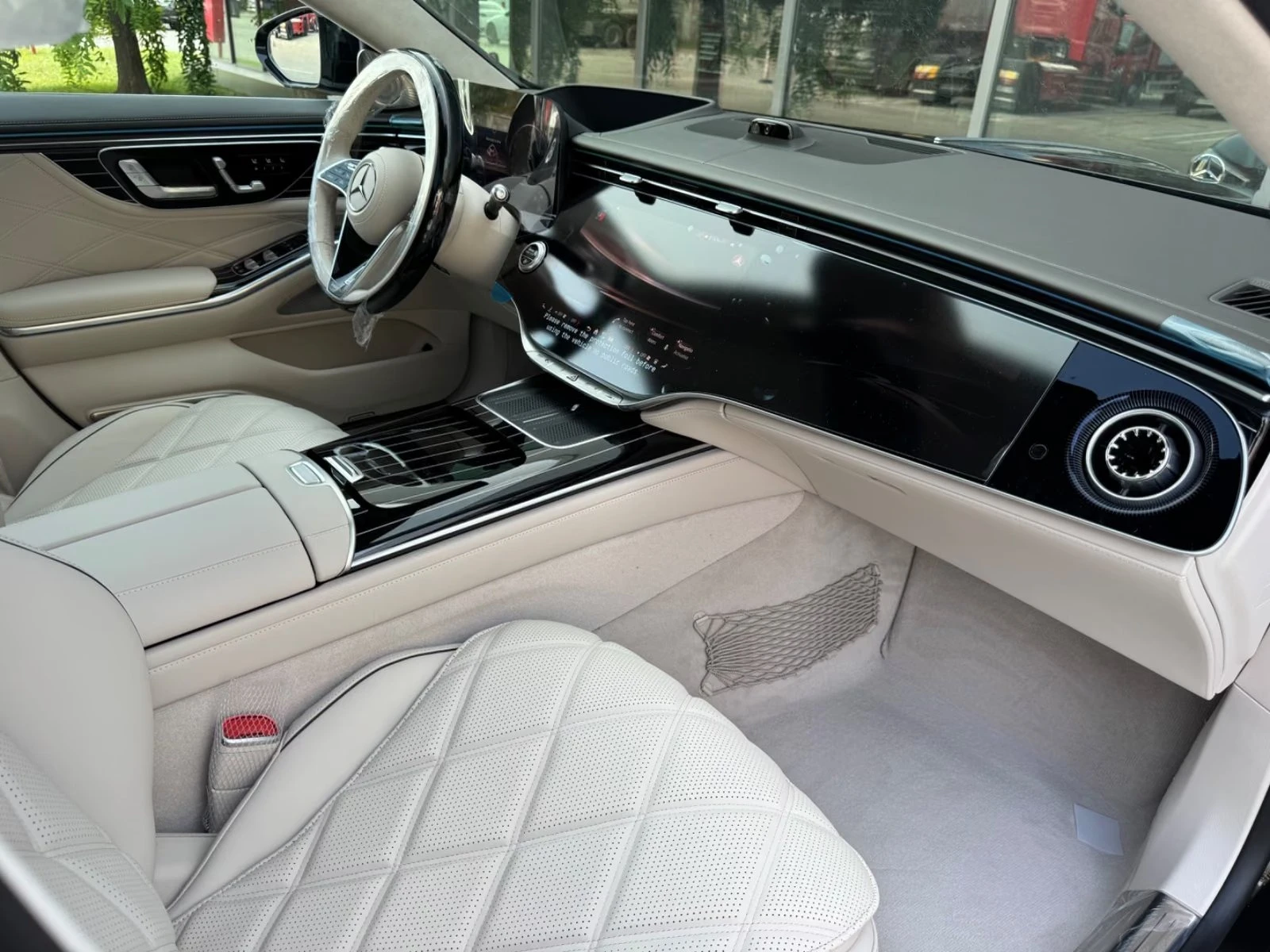 Mercedes-Benz S 580 MAYBACH / BURM-4D / FIRST CLASS/ MANUFAKTUR / HUD/, снимка 17 - Автомобили и джипове - 55790598