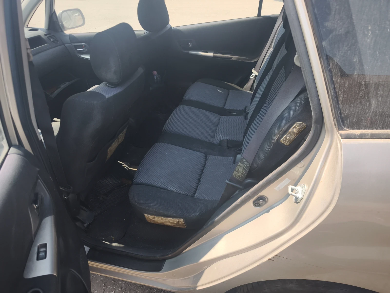 Toyota Corolla verso, снимка 10 - Автомобили и джипове - 55792040