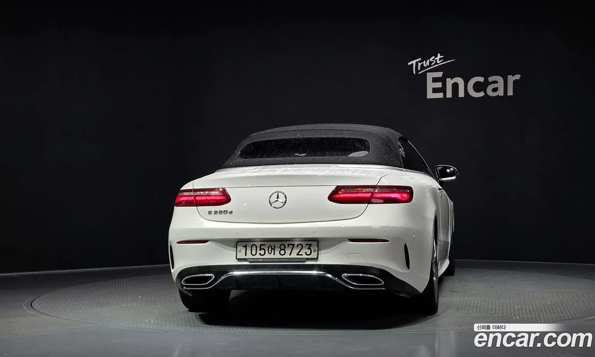 Mercedes-Benz E 220 Cabriolet, снимка 4 - Автомобили и джипове - 55794699