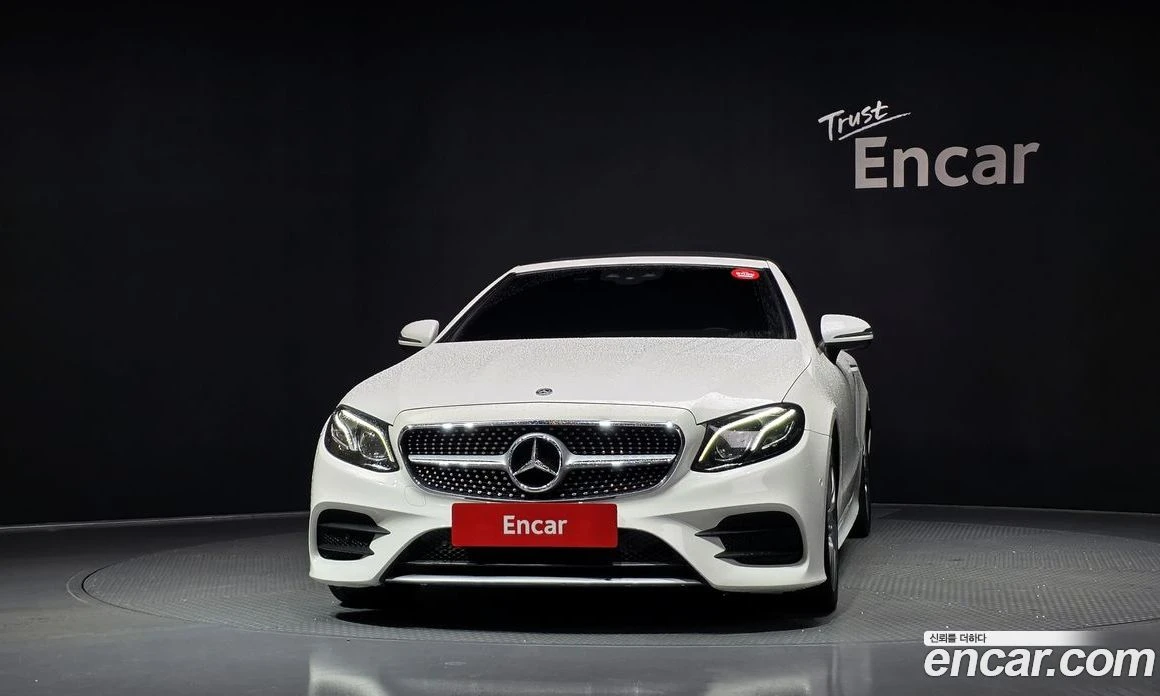 Mercedes-Benz E 220 Cabriolet, снимка 3 - Автомобили и джипове - 55794699