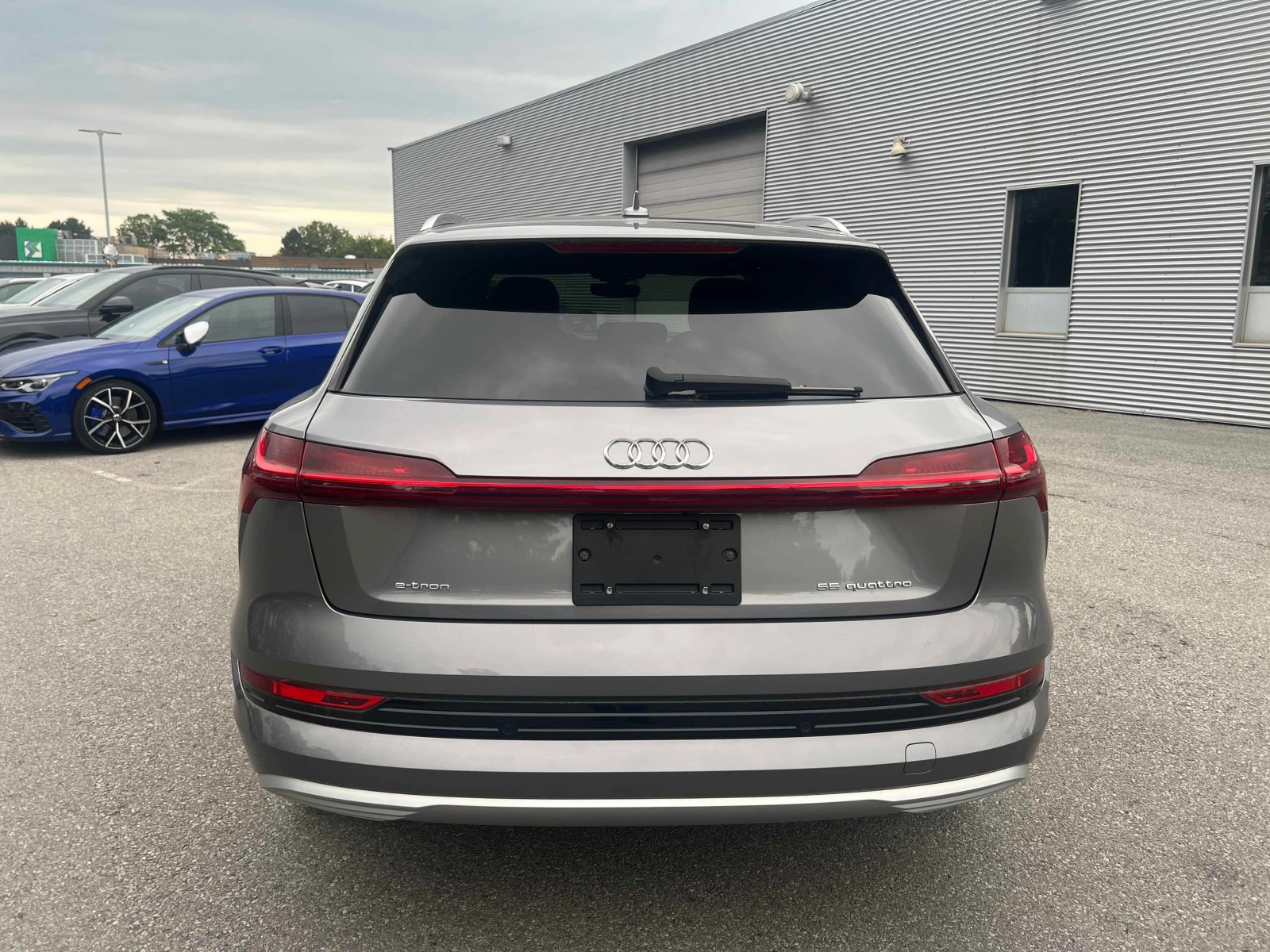 Audi E-Tron * Technik * АВТОКРЕДИТ * ГЛАВНО ПРЕДСТАВИТЕЛСТВО, снимка 5 - Автомобили и джипове - 55948325
