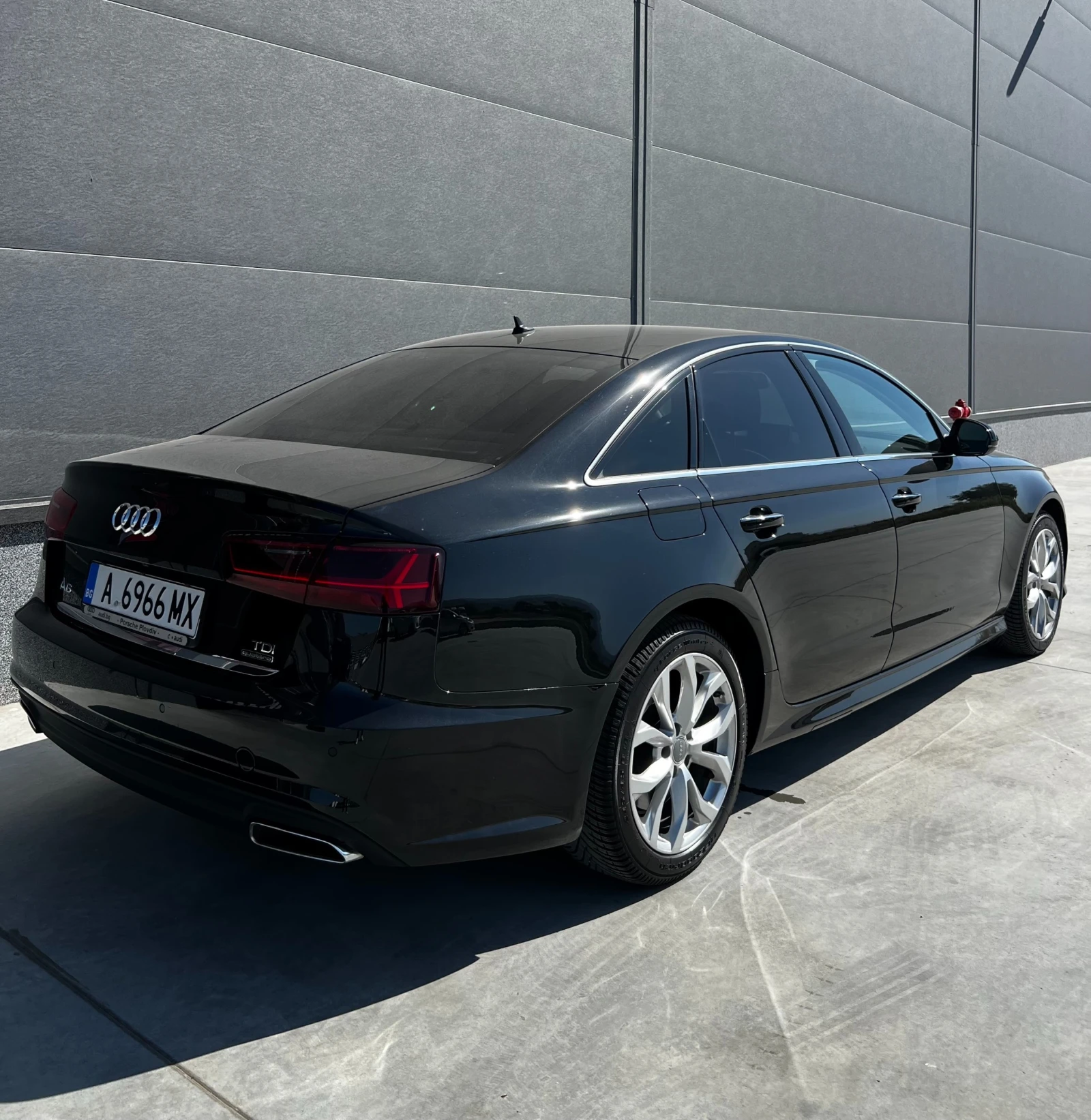 Audi A6 Quattro, снимка 3 - Автомобили и джипове - 56009769