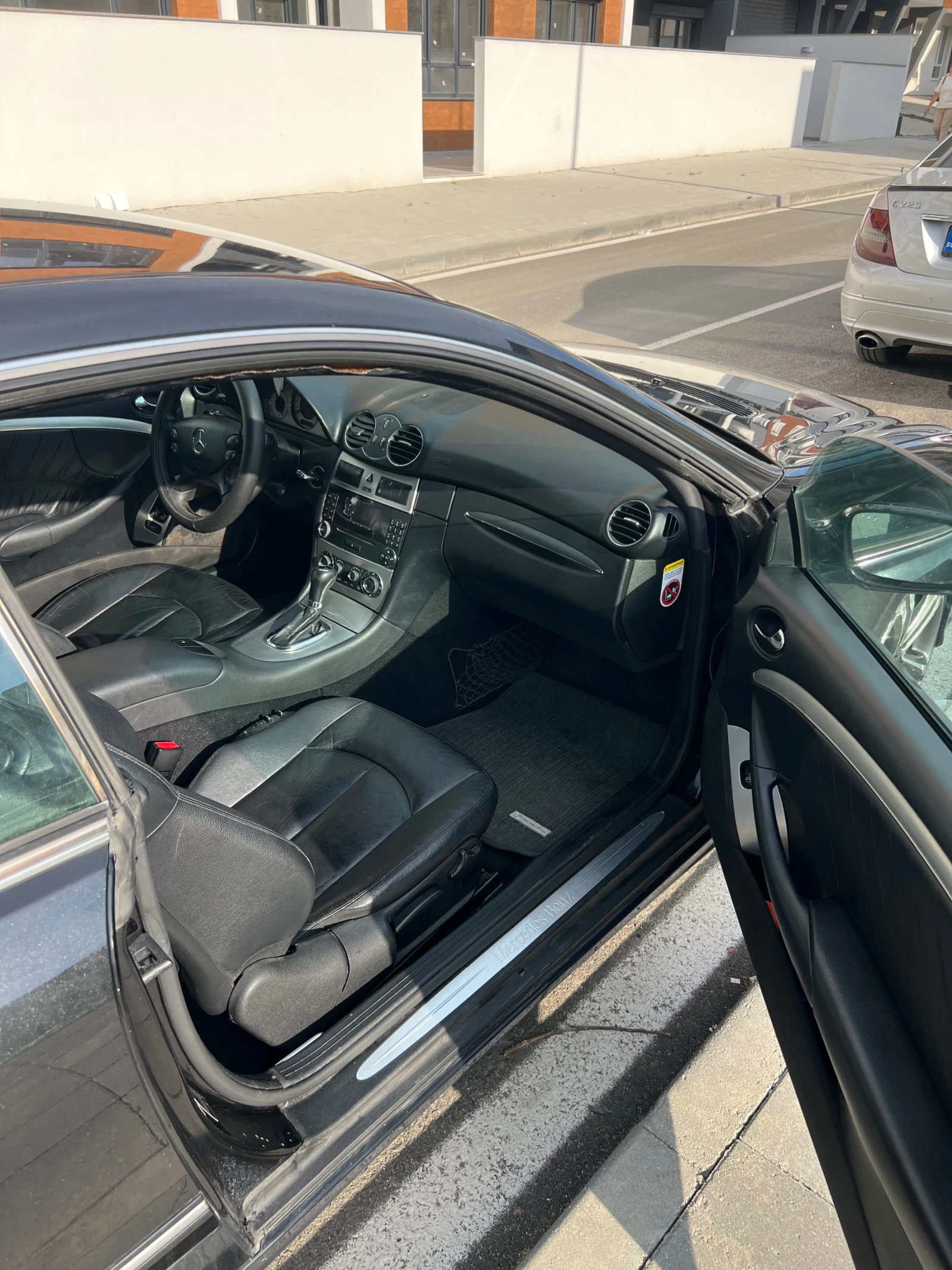 Mercedes-Benz CLK, снимка 5 - Автомобили и джипове - 56085771