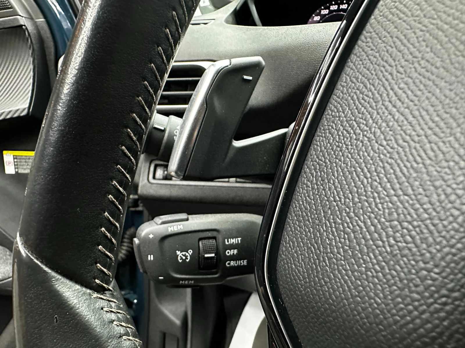 Peugeot 3008 1.5E-HDI 131кс/Face/ГАРАНЦИЯ 6 мес/, снимка 14 - Автомобили и джипове - 56102891