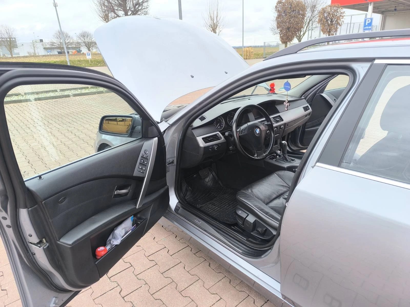 BMW 530 E61, снимка 4 - Автомобили и джипове - 56317912