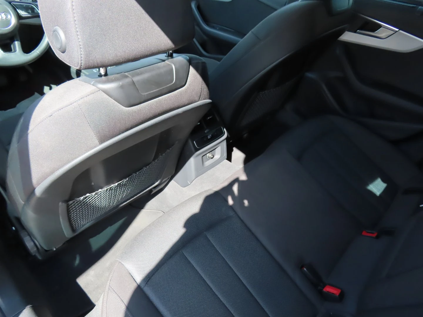 Audi A4 | Mobile.bg � ����������� 13