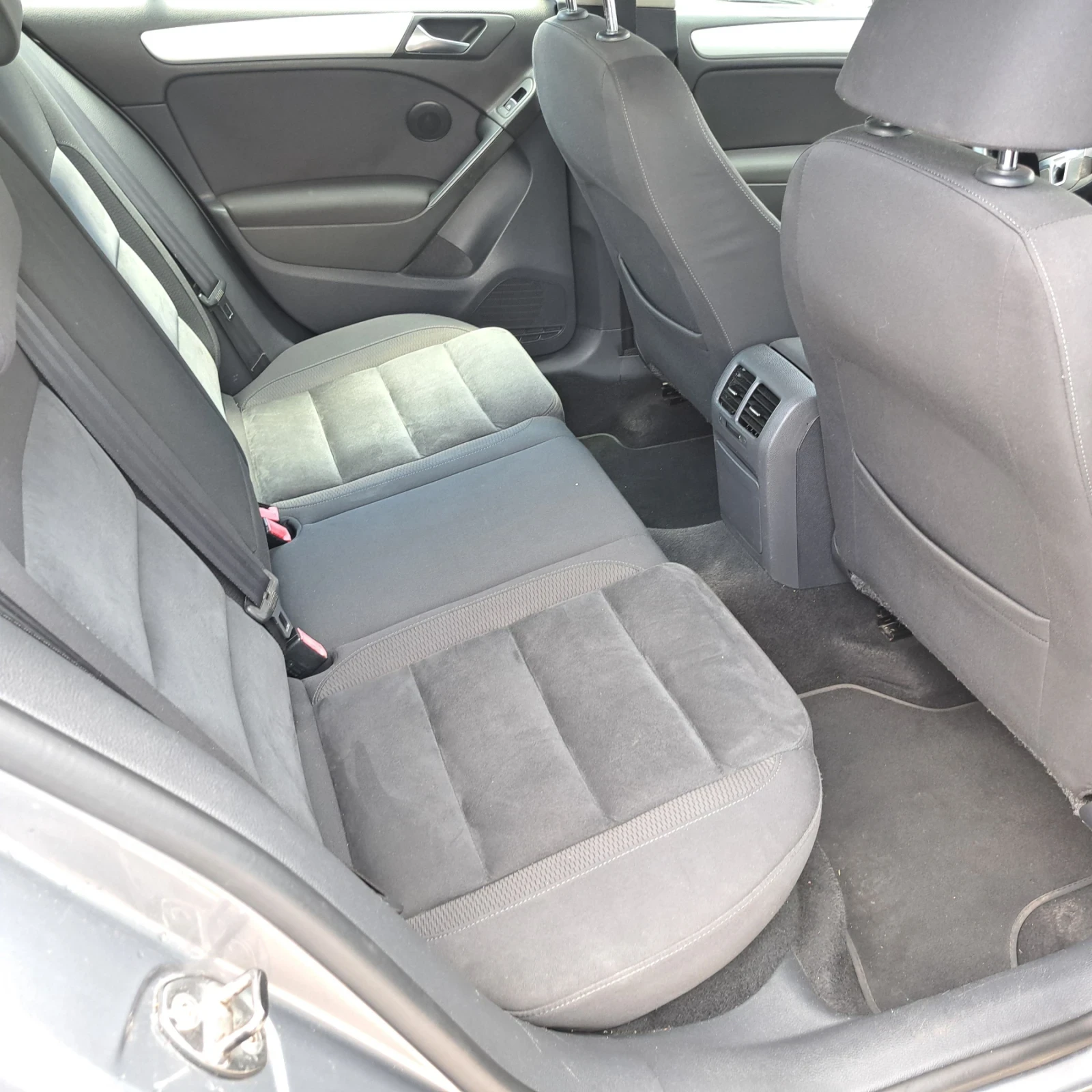 VW Golf ТDI, снимка 14 - Автомобили и джипове - 56432834