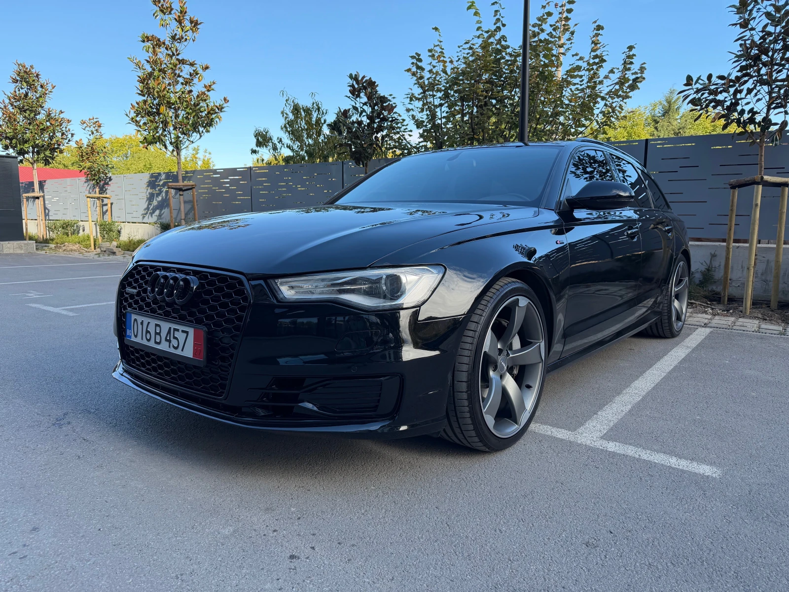 Audi A6 3.0-218коня.Sline. 