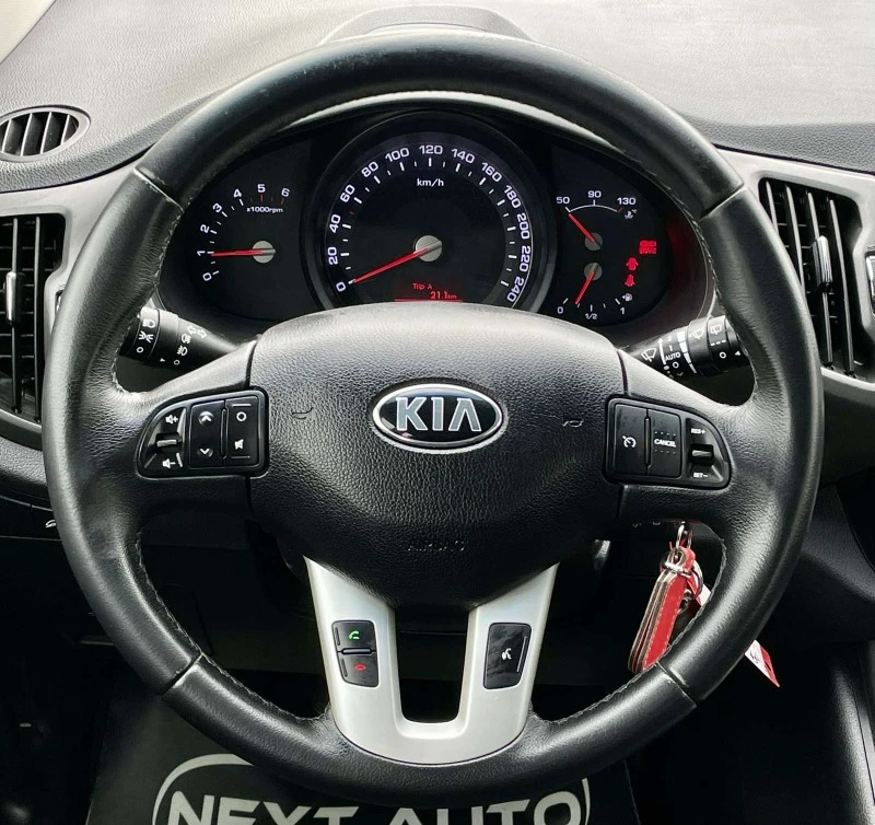 Kia Sportage NAVI LED E5B, снимка 11 - Автомобили и джипове - 44746269