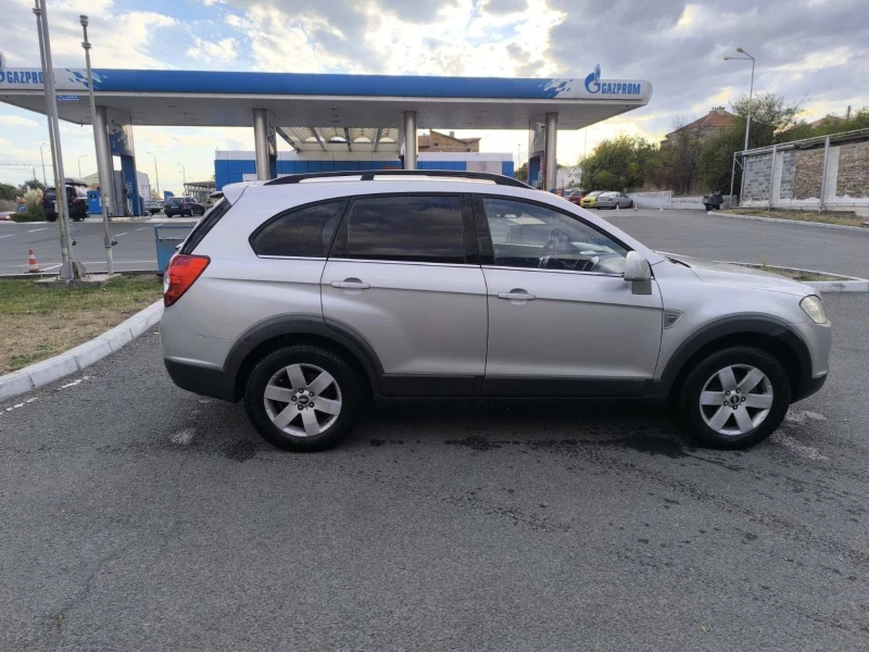 Chevrolet Captiva, снимка 3 - Автомобили и джипове - 51897172