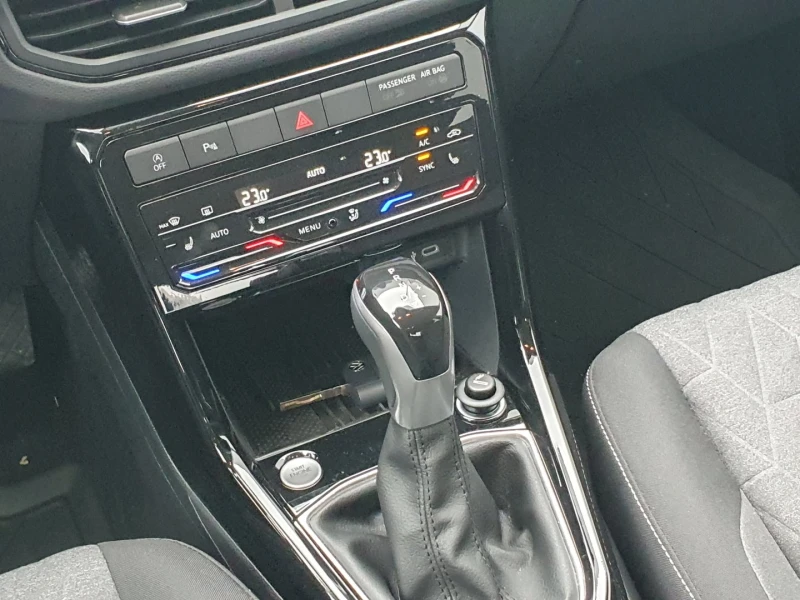 VW T-Cross Life Plus 1.5 TSI OPF DSG, снимка 12 - Автомобили и джипове - 52690102