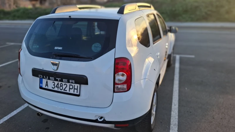 Dacia Duster ФАБРИЧНА ГАЗ, снимка 4 - Автомобили и джипове - 52938431