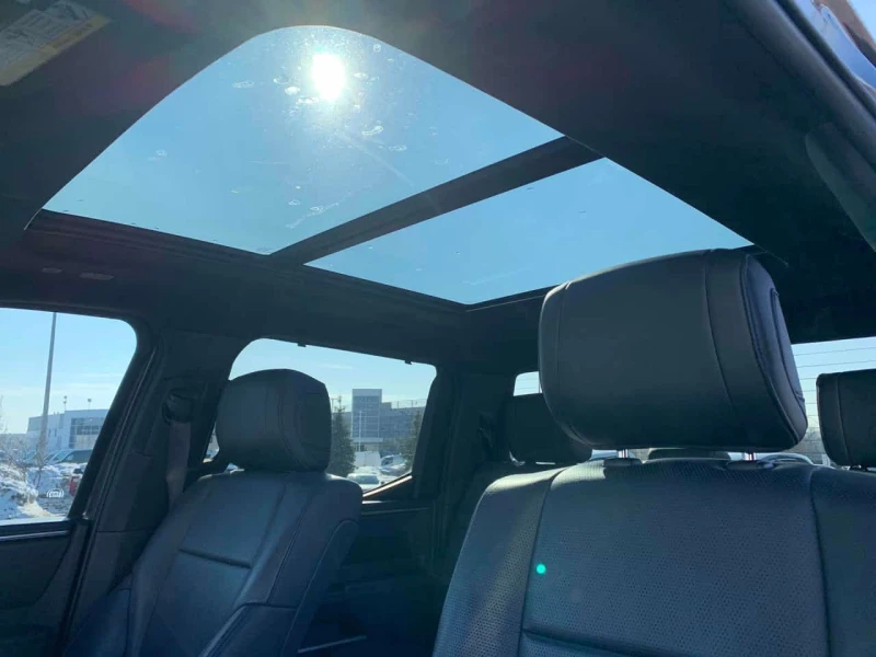 Toyota Tundra * Platinum * CARFAX * ПАНОРАМА* ОБДУХВАНЕ* , снимка 12 - Автомобили и джипове - 53531703