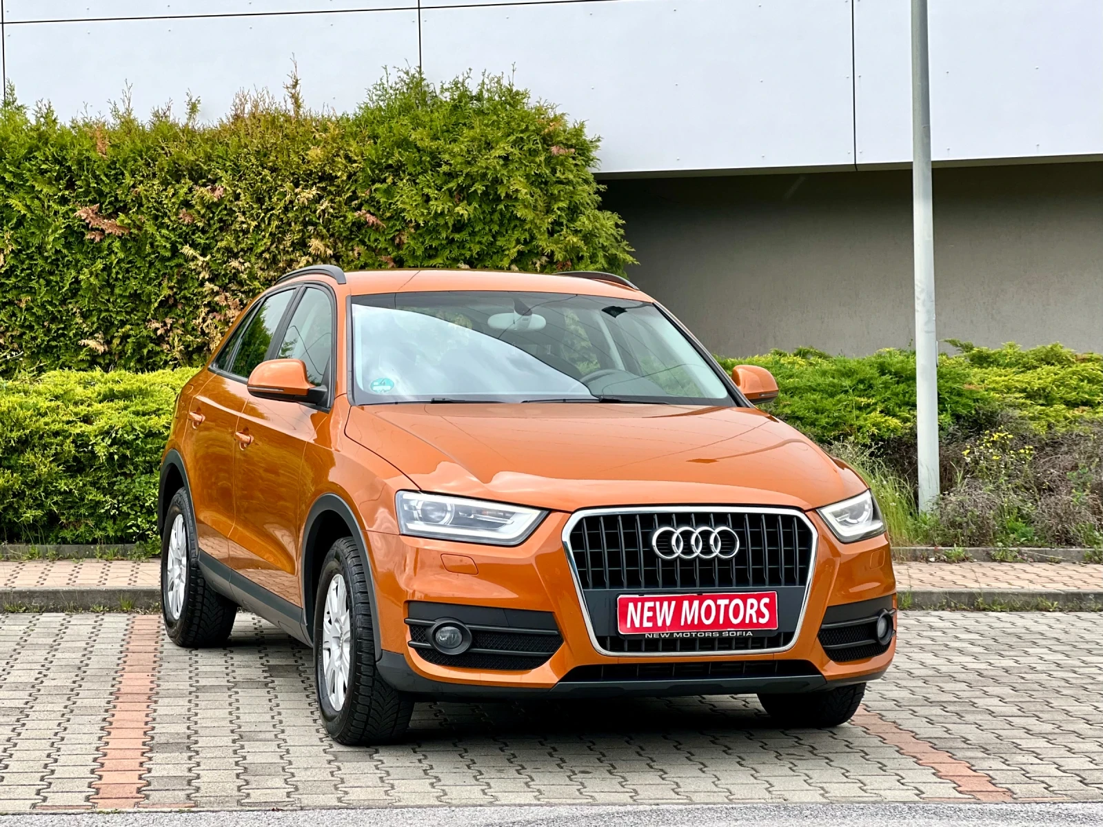 Audi Q3 2.0TDi-Сервизна история-лизинг през уникредит - изображение 3