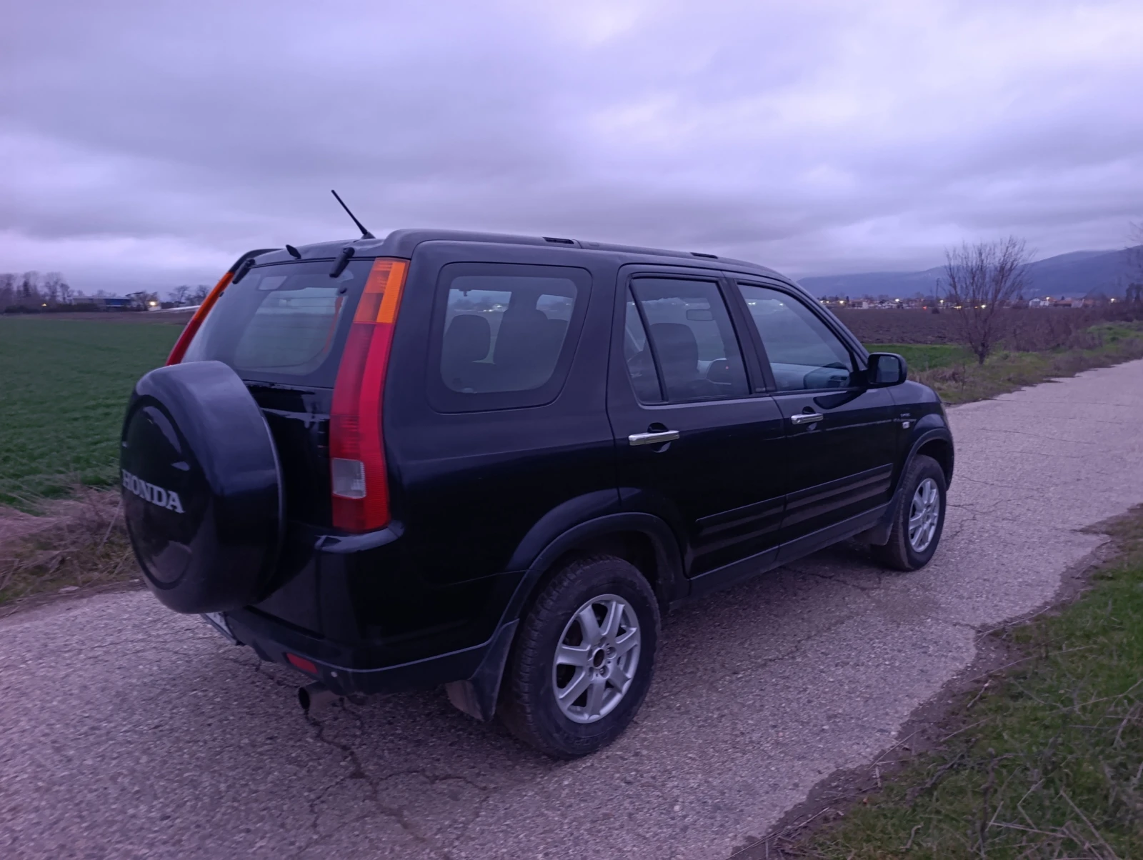 Honda Cr-v 2.0i 4x4, снимка 4 - Автомобили и джипове - 53514491