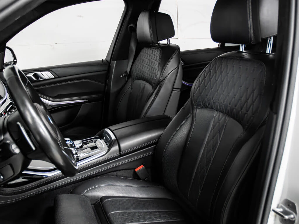 BMW X7 XDRIVE40I M SPORT| LASER| H/K| DISTRONIC| ПАНО| ОБ, снимка 10 - Автомобили и джипове - 53799117