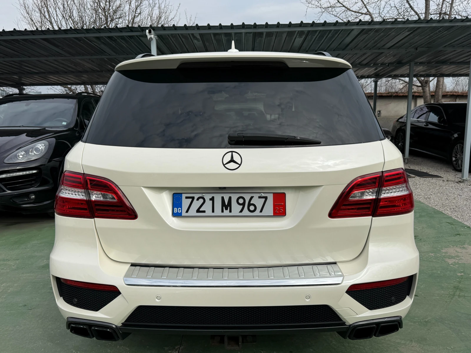 Mercedes-Benz ML 63 AMG SPEEDSHIFT, снимка 5 - Автомобили и джипове - 53914114