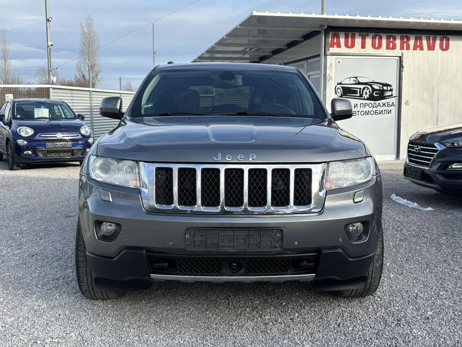 Jeep Grand cherokee 3.0. 240k.c. OVERLAND FULL MAX , снимка 8 - Автомобили и джипове - 53963599