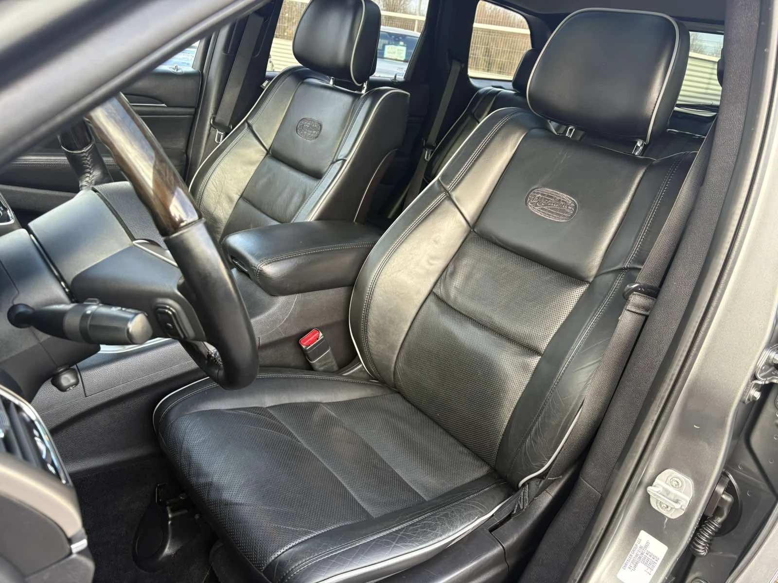 Jeep Grand cherokee 3.0. 240k.c. OVERLAND FULL MAX , снимка 11 - Автомобили и джипове - 53963599