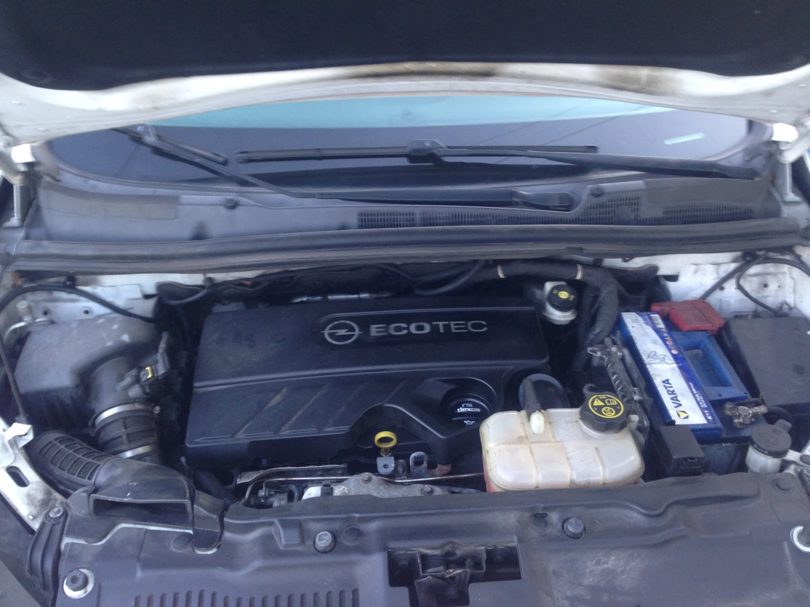 Opel Mokka SUV/1.6CDTi/136/Xenon/Euro6, снимка 15 - Автомобили и джипове - 54179465