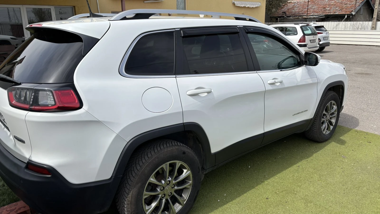 Jeep Cherokee 4�4 | Mobile.bg � ����������� 5