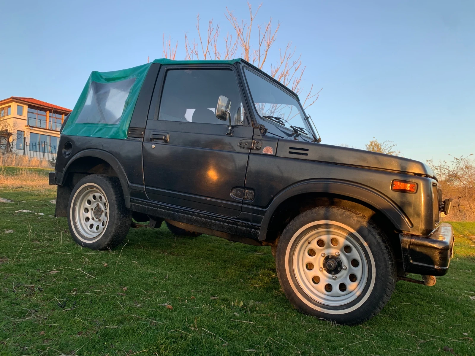 Suzuki Samurai SJ410, снимка 3 - Автомобили и джипове - 54676012