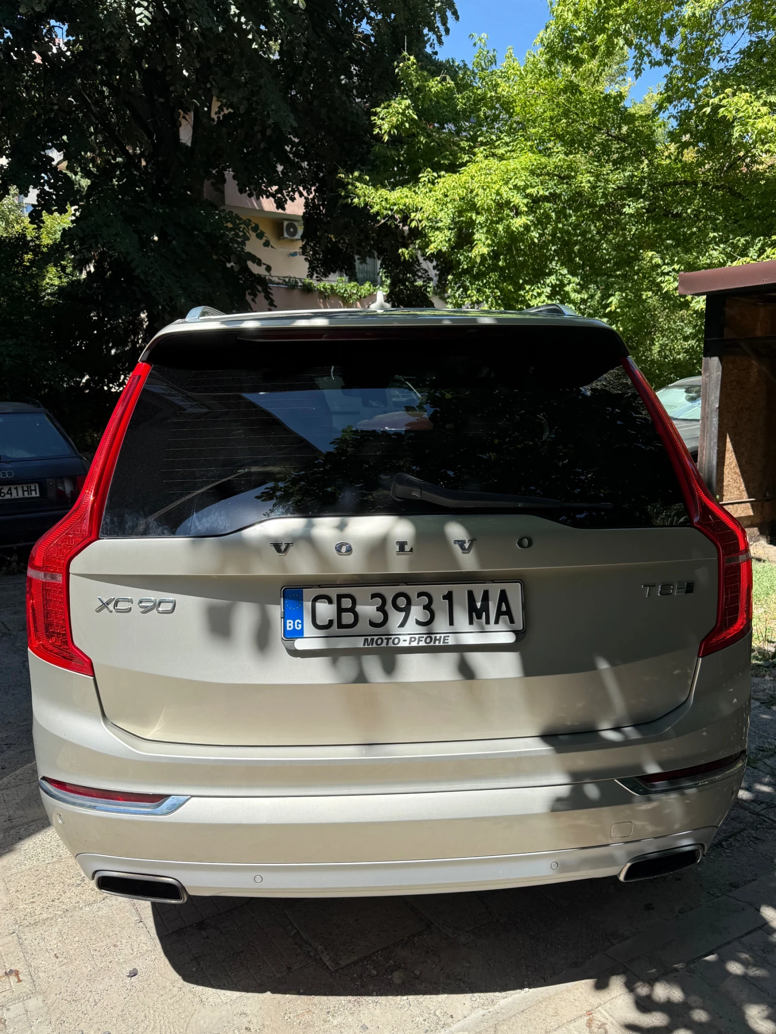 Volvo Xc90, снимка 4 - Автомобили и джипове - 55676037