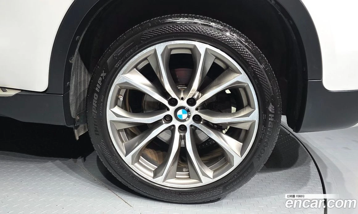 BMW X6 xDrive 40d, снимка 6 - Автомобили и джипове - 56157076