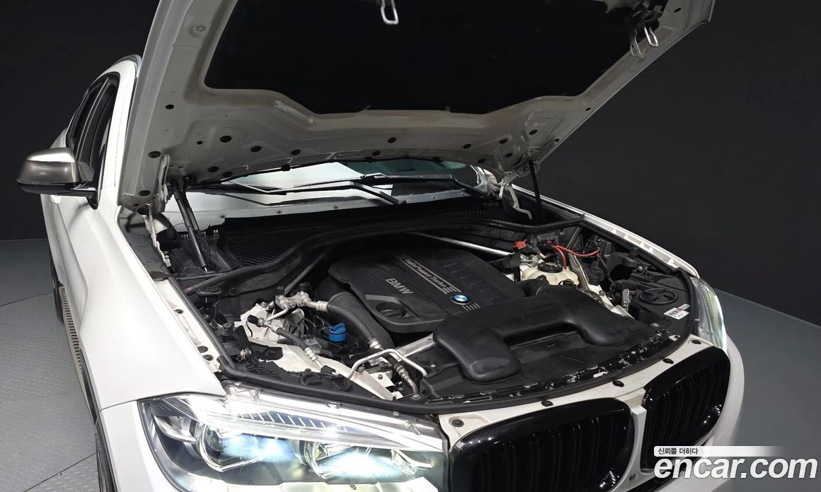 BMW X6 xDrive 40d, снимка 5 - Автомобили и джипове - 56157076