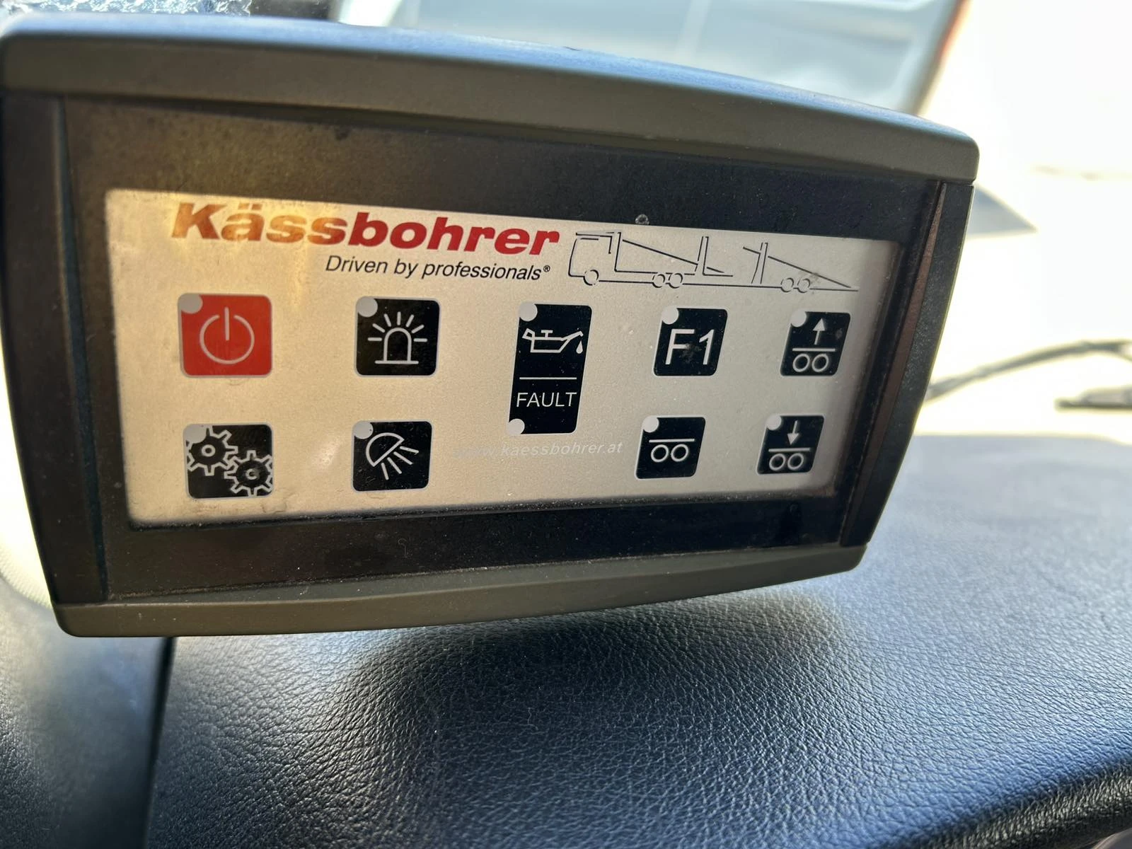 Mercedes-Benz Actros 1836 Kassbohrer Supertrans, снимка 5 - Камиони - 53964747