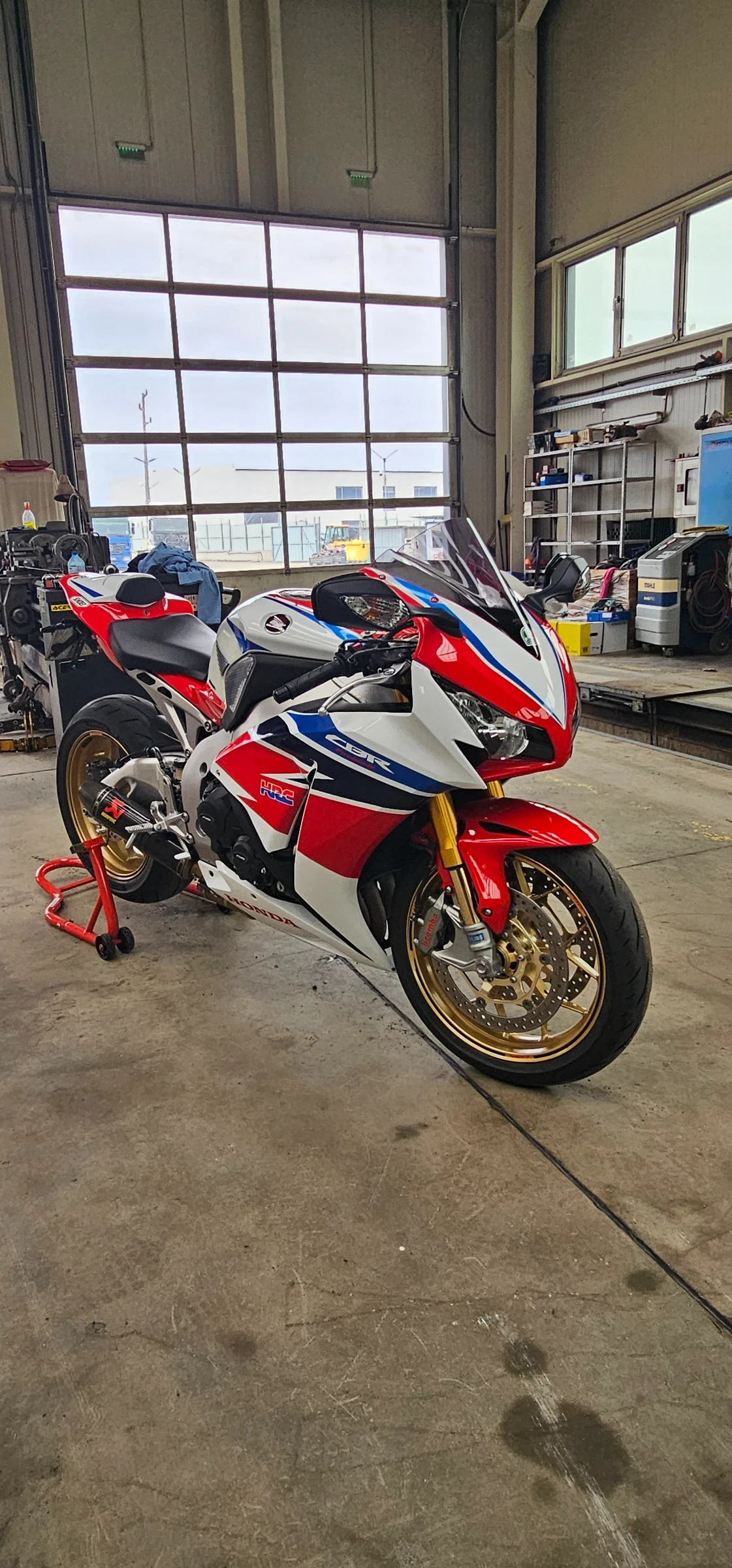 Honda Cbr 1000RR SP - изображение 3
