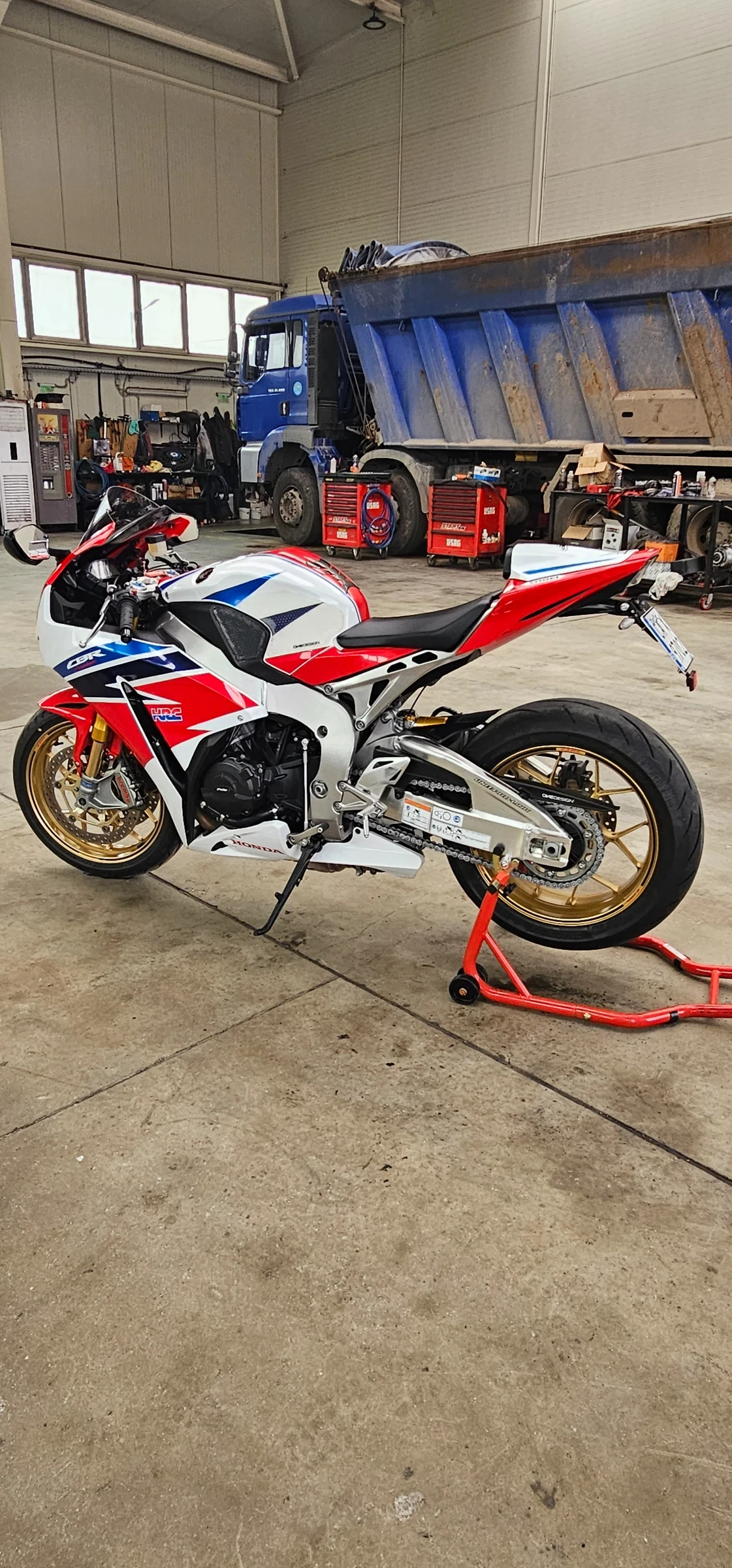 Honda Cbr 1000RR SP - изображение 6