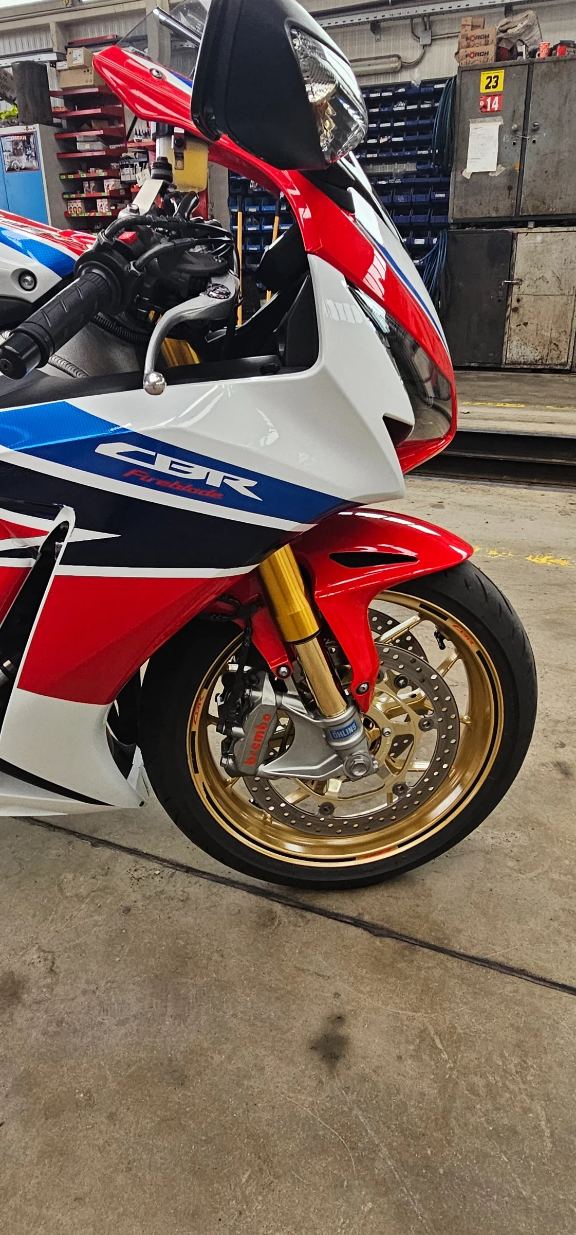 Honda Cbr 1000RR SP - изображение 4