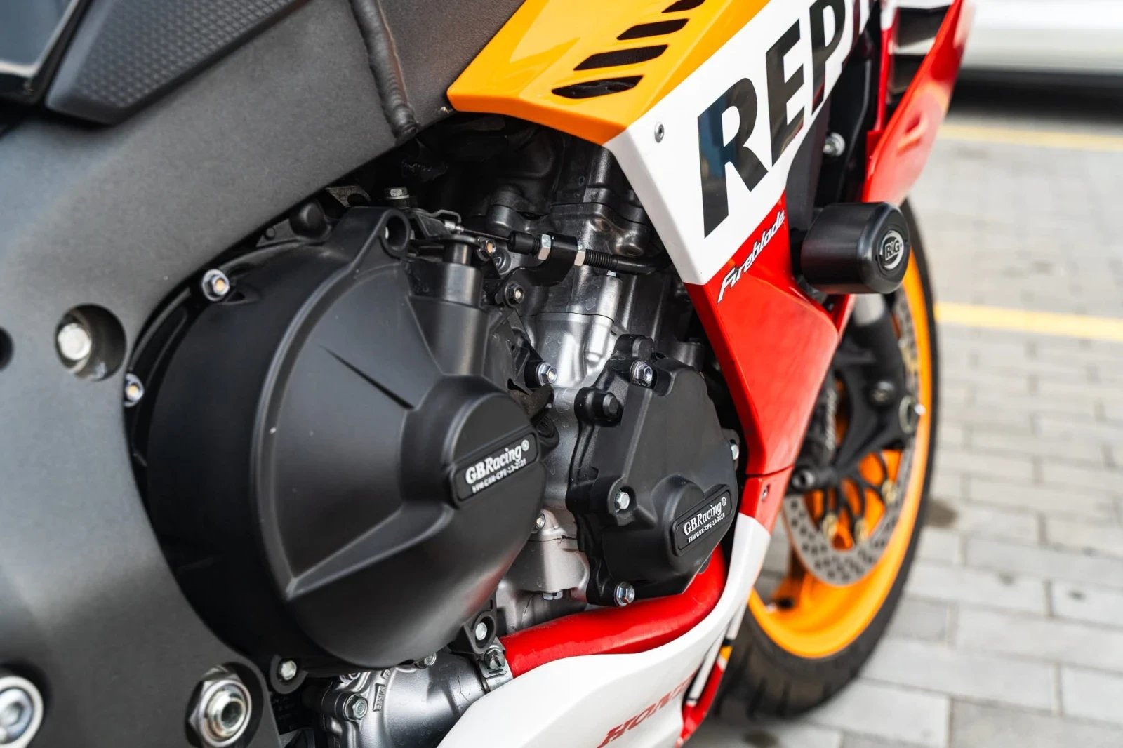Honda Cbr RR-R, снимка 6 - Мотоциклети и мототехника - 56099943