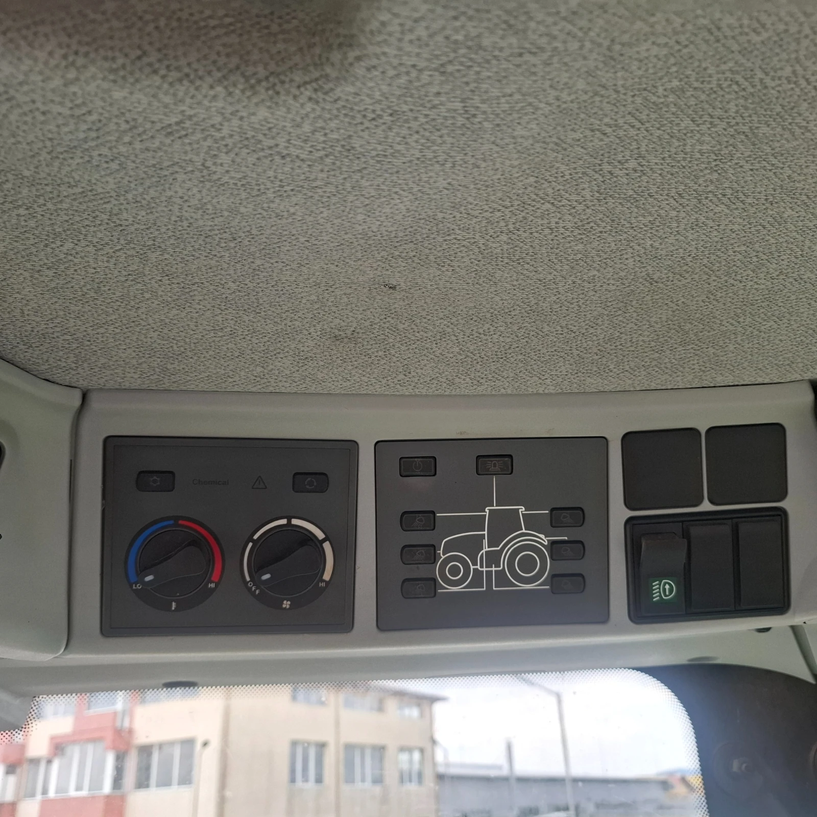 Трактор Claas AXION 850 - изображение 10