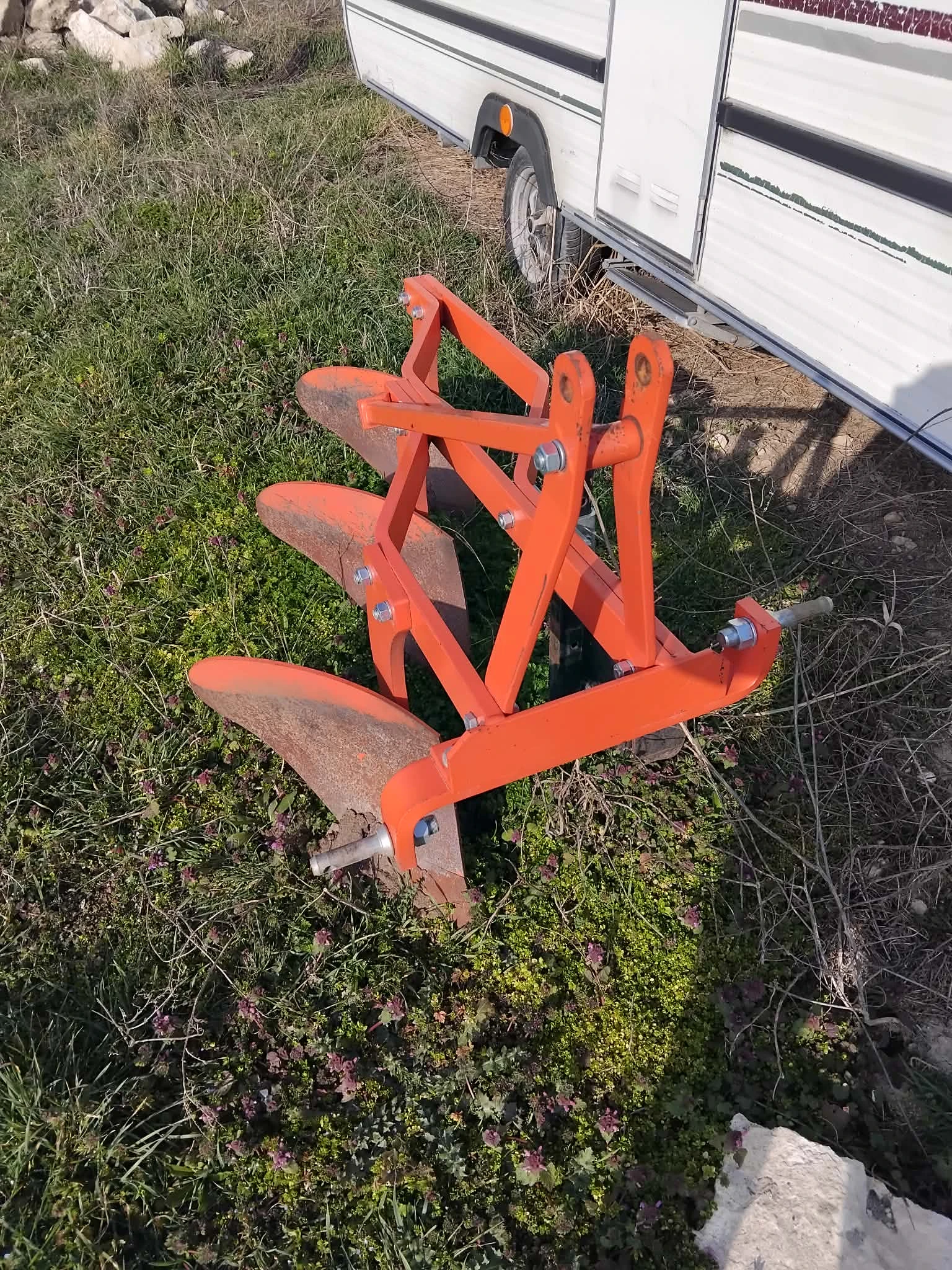 Плуг Друга марка, снимка 4 - Селскостопанска техника - 53830508