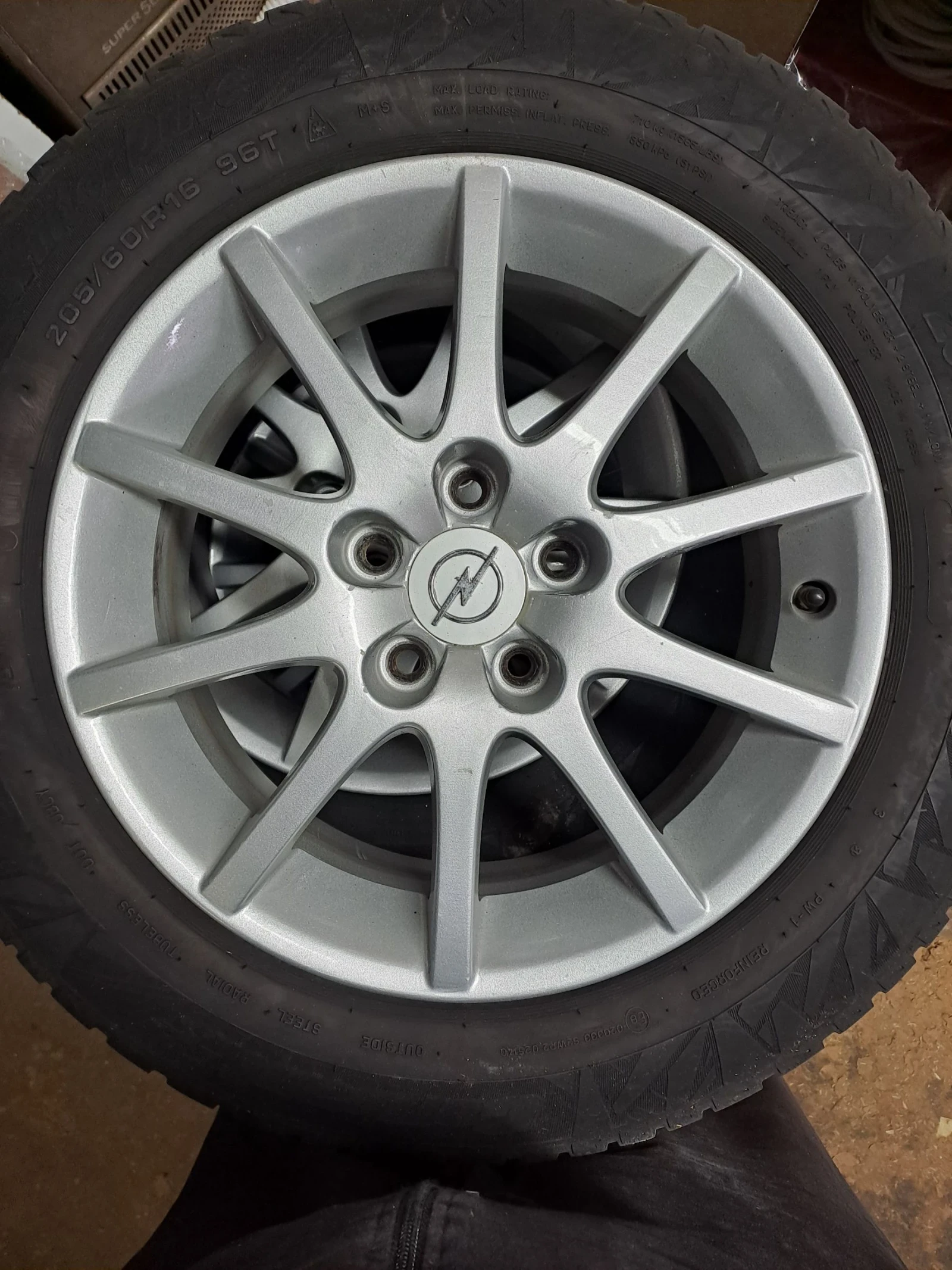    205/60R16  Opel | Mobile.bg   1