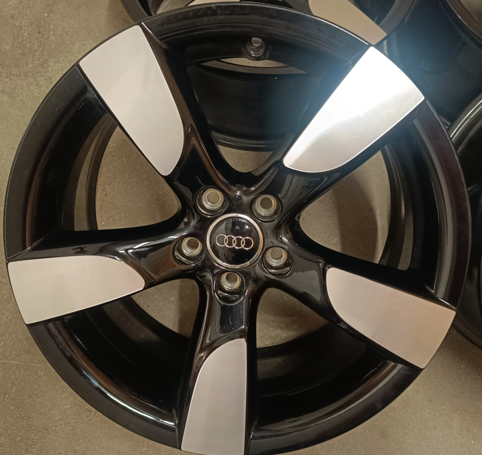Джанти за Audi A5, снимка 3 - Гуми и джанти - 55709093