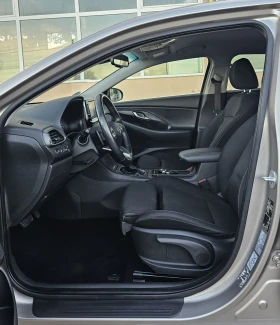 Hyundai I30 Fastback 1.4 T-GDI KeylessGo  CarPlay  | Mobile.bg    7