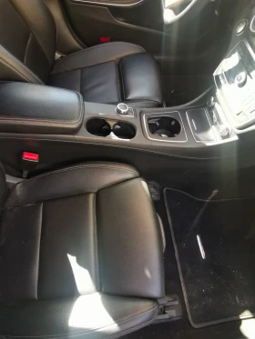 Mercedes-Benz CLA 250 250 БЕНЗИН 4 матик, снимка 5