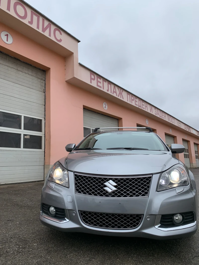 Suzuki Kizashi, снимка 1 - Автомобили и джипове - 48892600