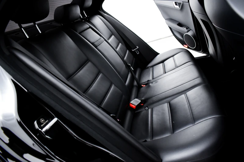 Mercedes-Benz C 63 AMG C 63 AMG Performance Package Plus Carbon Package, снимка 15 - Автомобили и джипове - 52522559