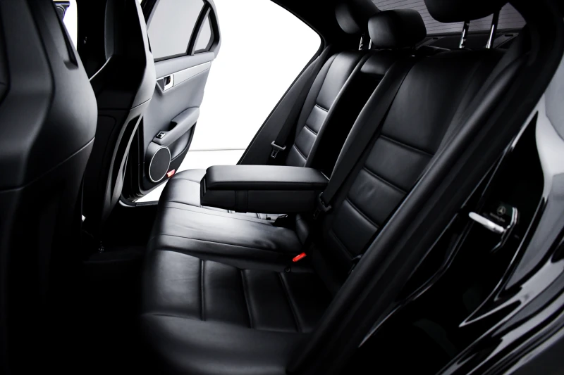 Mercedes-Benz C 63 AMG C 63 AMG Performance Package Plus Carbon Package, снимка 12 - Автомобили и джипове - 52522559